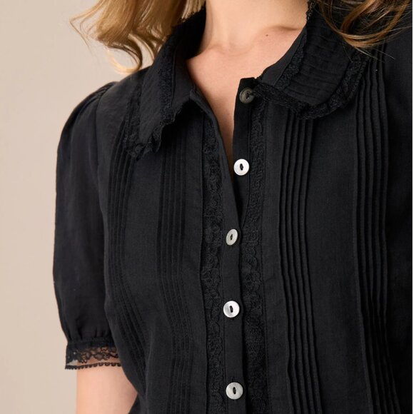 Vintage French Style Chelsea Collar Lace Trim Cotton Blouse NWT - Picture 2 of 4